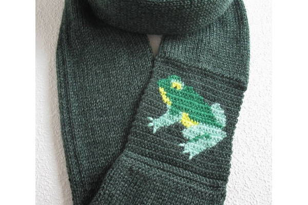 infinity frog scarf