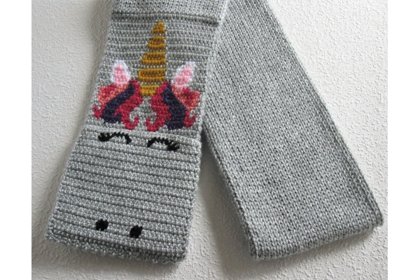 knit unicorn scarf