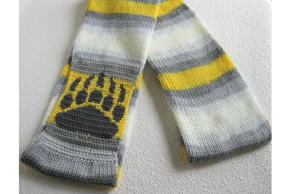 knit bear paw scarf