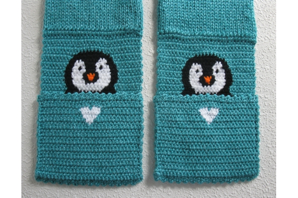 cute penguin scarf