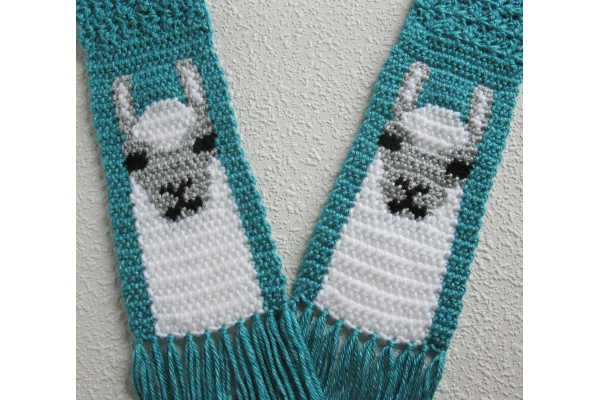 cute llama scarf