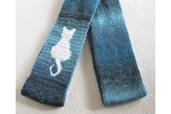 kitty scarf