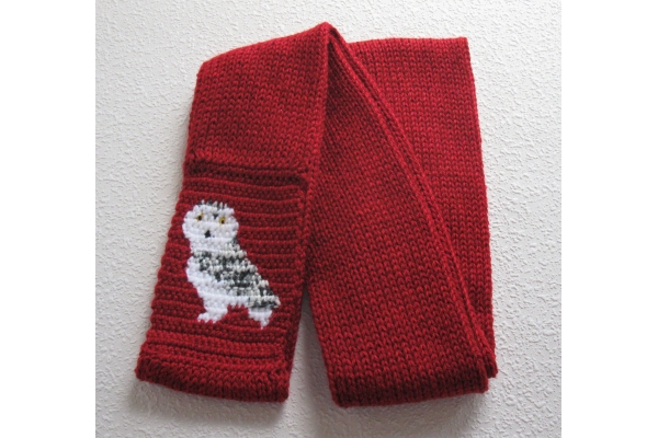 red knit scarf