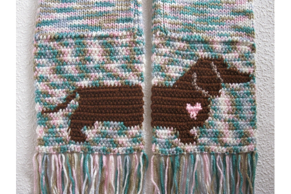 back side of scarf