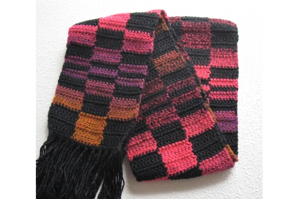 checker scarf