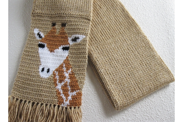 cream giraffe scarf