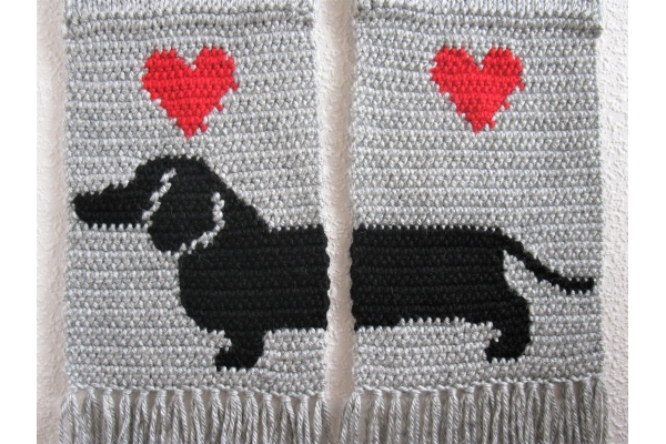weenie dog scarf