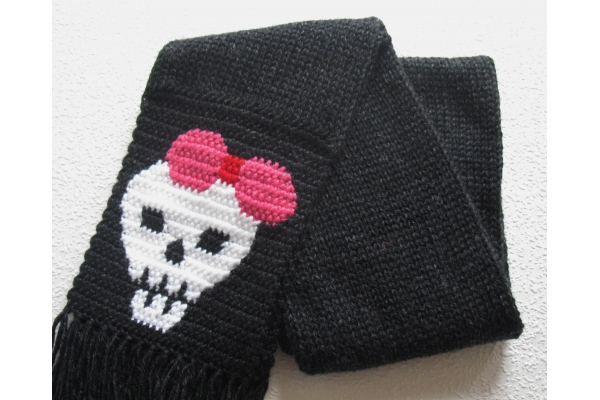 folded skull scarf