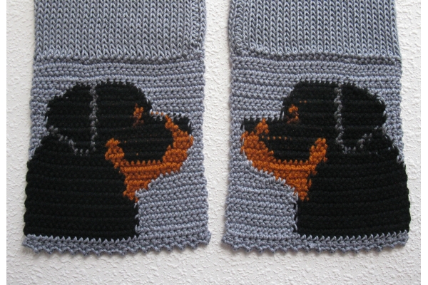 back side of scarf