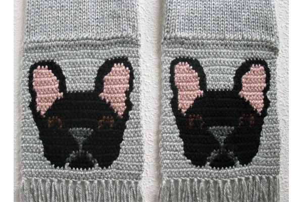 black bulldogs