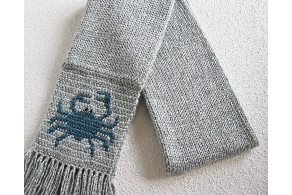 crab scarf knit
