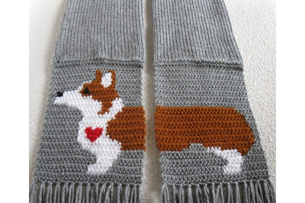 corgi scarf length