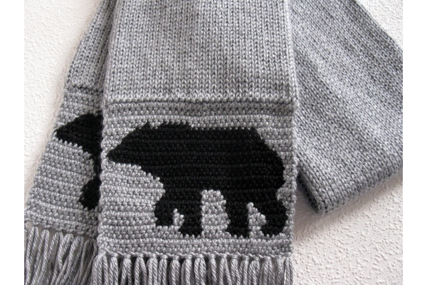 bear scarf