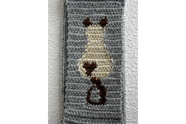 reverse view of cat scarf