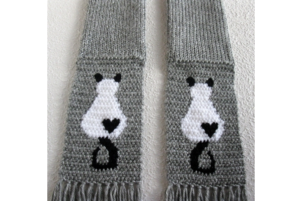 gray cat scarf