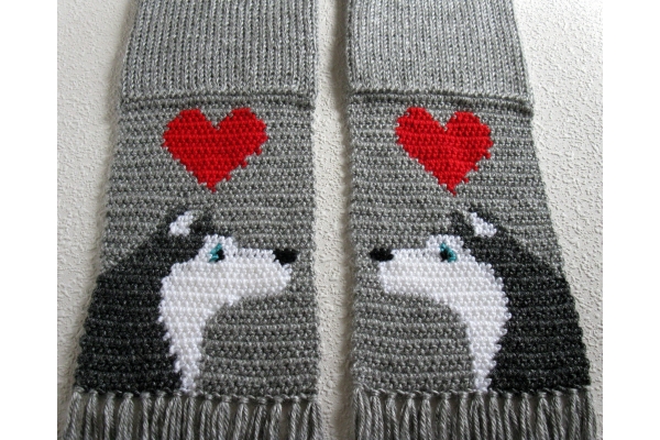 Husky dogs scarf