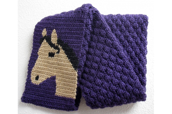 ultraviolet knit scarf