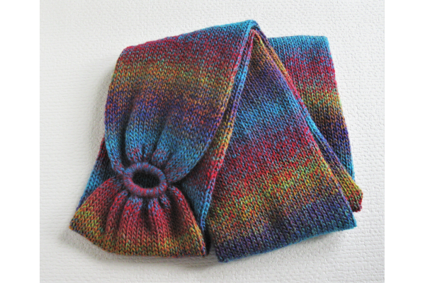 scarf with oval ring