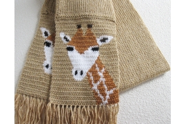 giraffe scarf