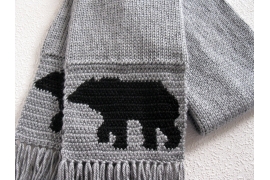 bear scarf