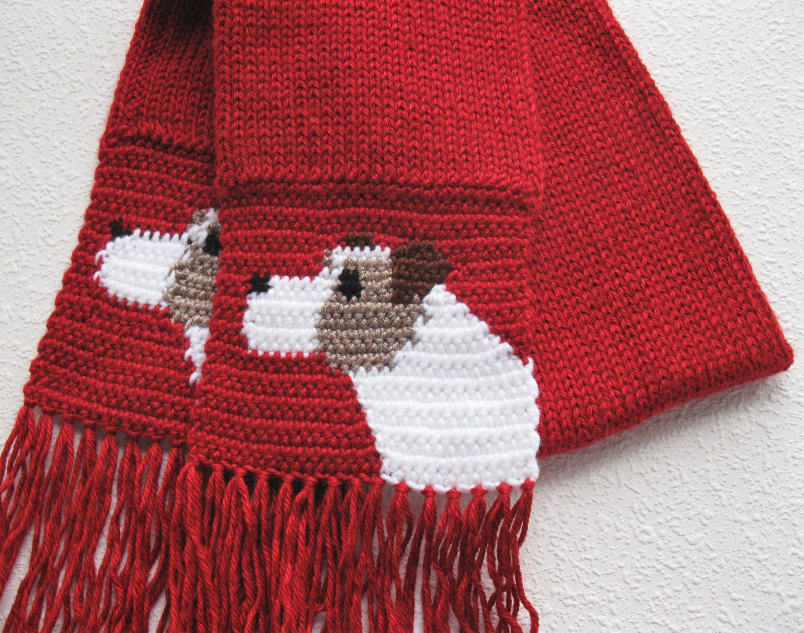 Red heather scarf with Jack Russell or Parsons terrier dogs | hooknsaw