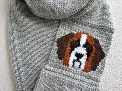 Saint Bernard infinity scarf