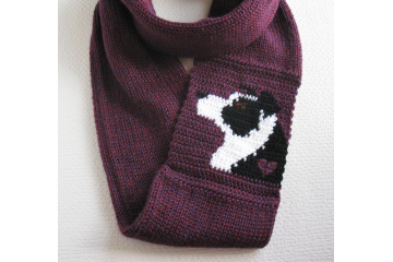 Border collie infinity scarf. Knit, purple heather circle cowl with a black and white collie dog